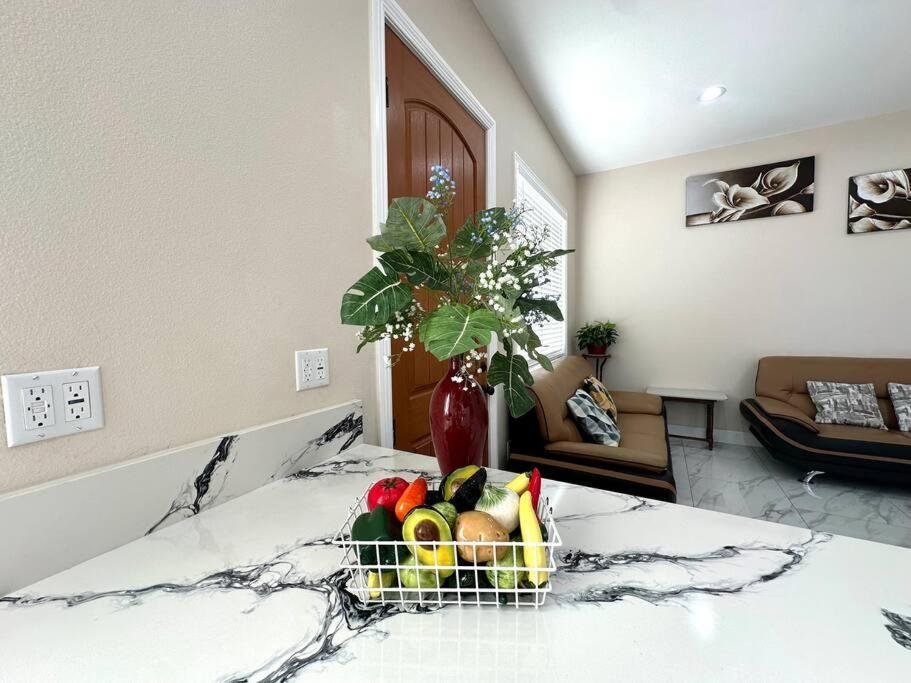 New Renovated House In Little Saigon Villa Midway City Exterior photo